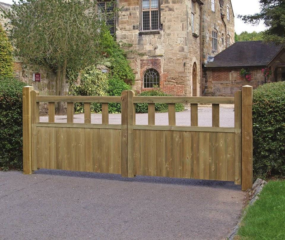 Fortress Wooden Driveway Gates homify