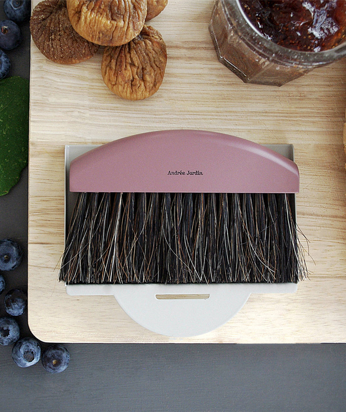 Brosses Et Balais Andree Jardin Mr Mrs Clynk By Mr Mrs Clynk Homify