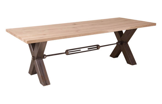 Esszimmer von massive-moebel.com | homify