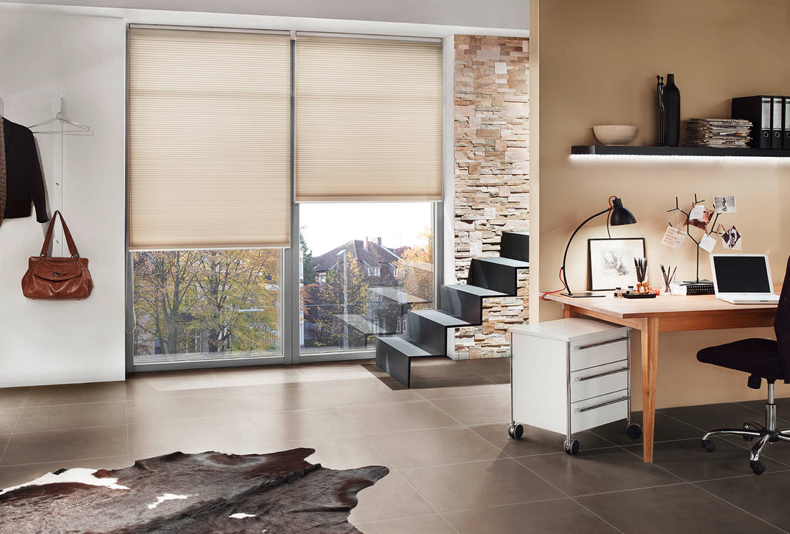8 tende per porta tra stile, colore e funzionalitÃ