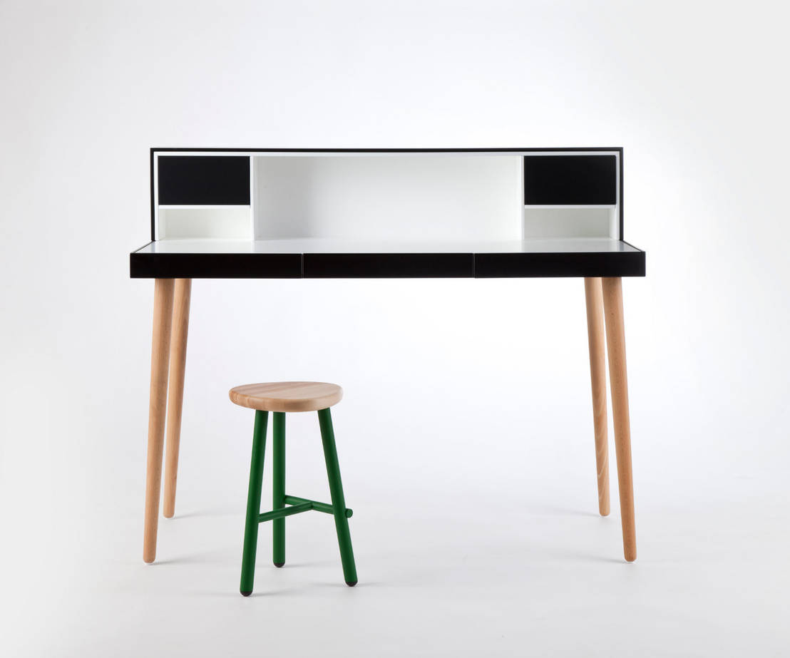 Moderne Schreibtische Von Livarea Homify