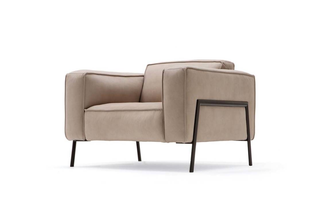 ROLF BENZ / BACIO sofa von cuno frommherz product design | homify ROLF BENZ / BACIO sofa von cuno frommherz product design | homify