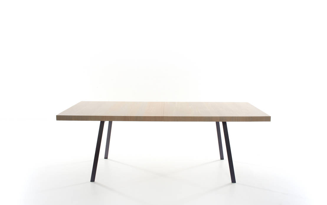 Tisch Tin Von More By More Bernhard Muller Gmbh Homify