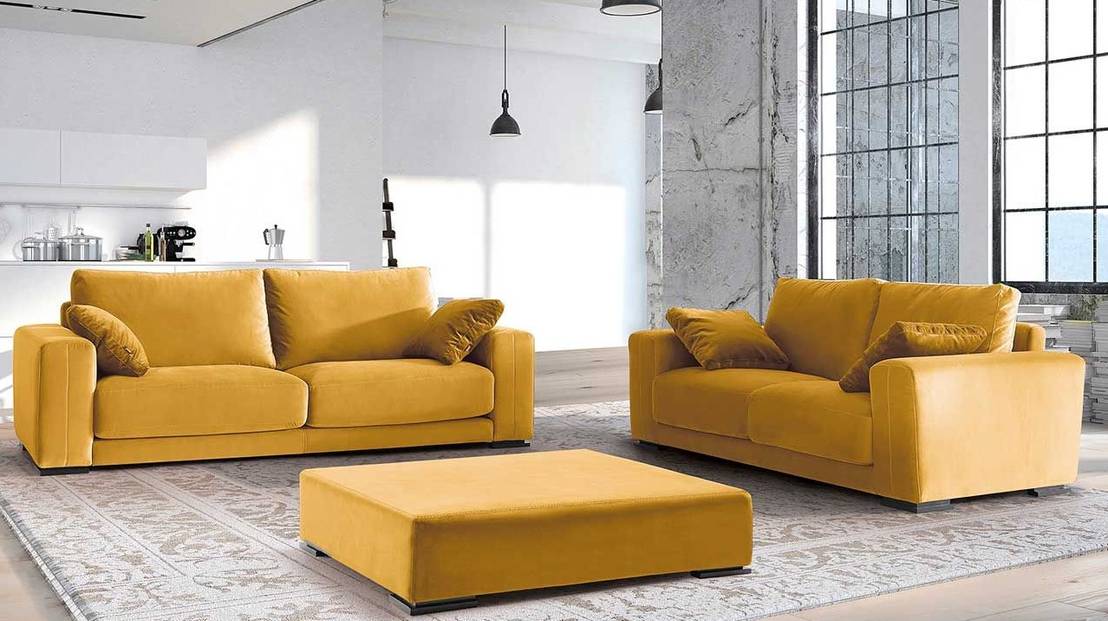Conjunto de sofás modernos em tecido amarelo Modern sofa set in yellow