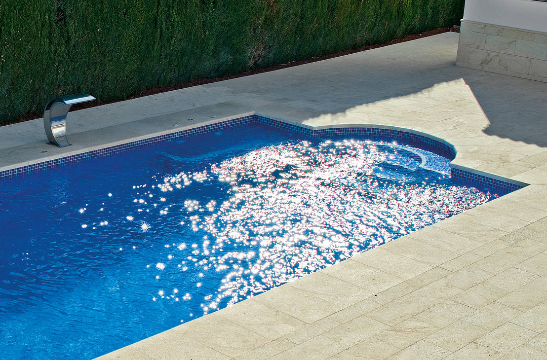 How to build a pool in your backyard