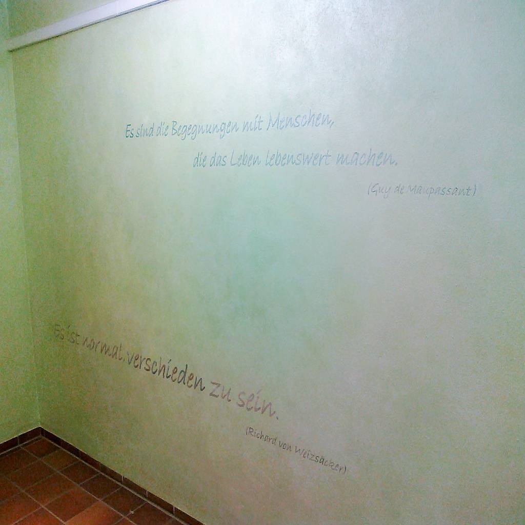 Sprüche auf wand in eingangsbereich wohnen & kunst wände