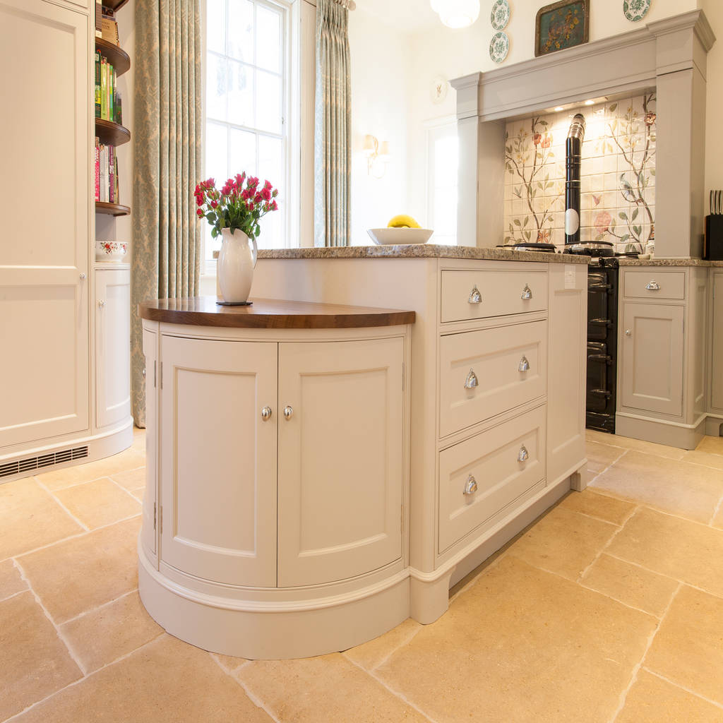 Kitchen island baker & baker & shelves homify