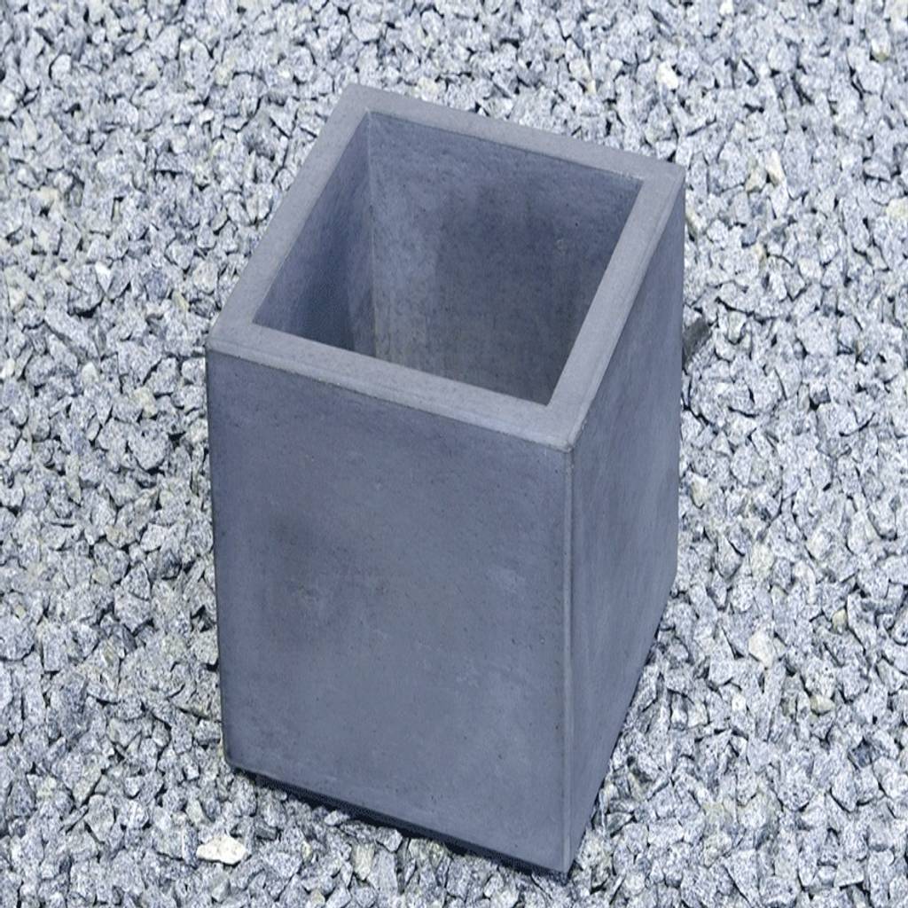 Beton blumenkübel und pflanztröge by monomentals von monomentals