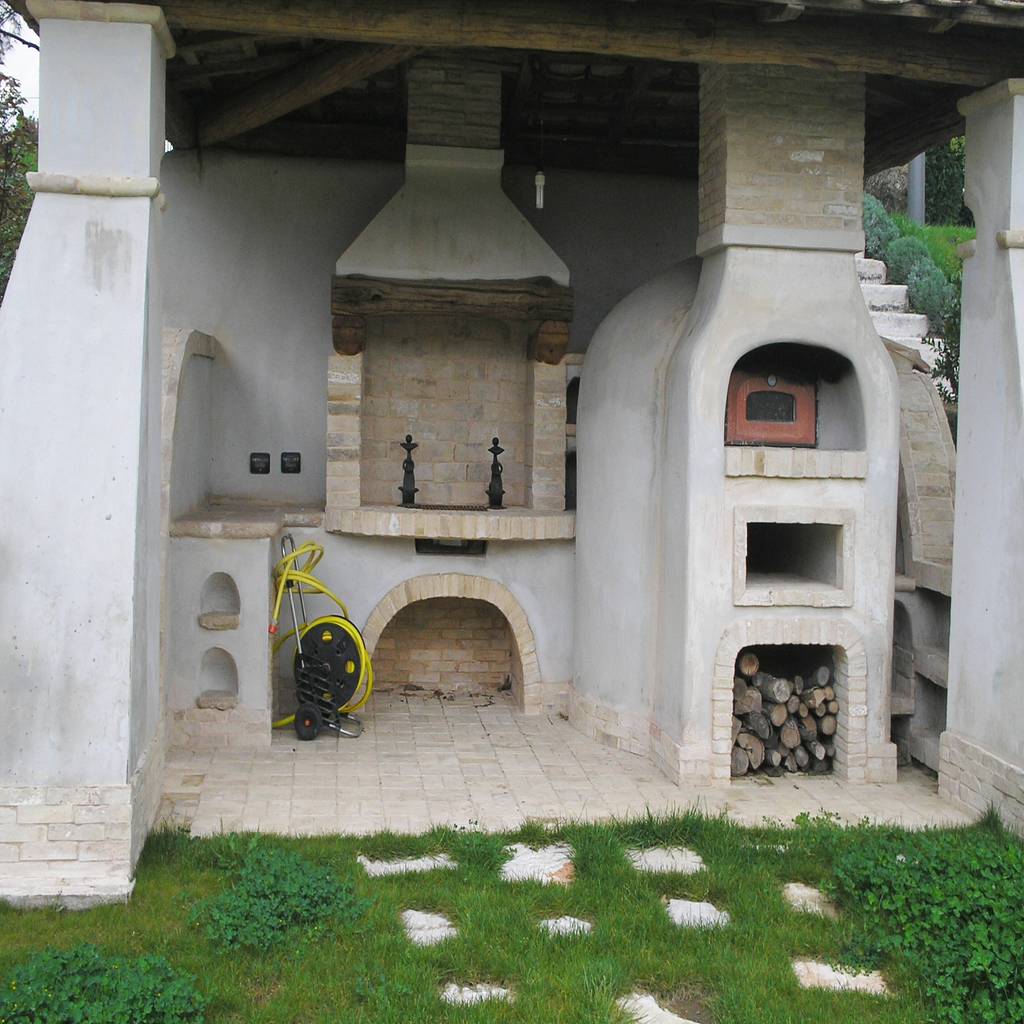 Barbecue oven and fireplace homify
