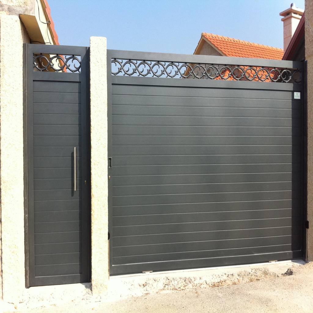 Puertas correderas y batientes en aluminio soldado. de galmatic s.l