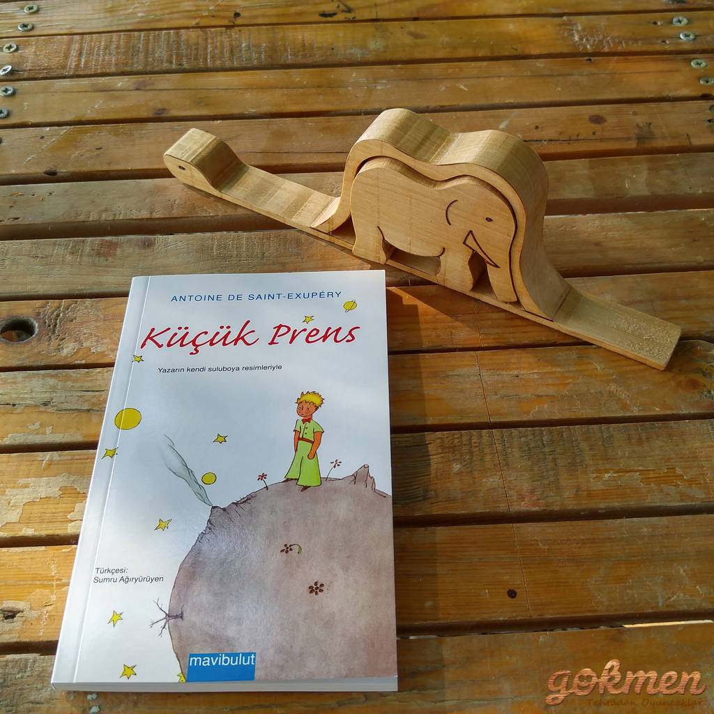 wooden little princes snake figure