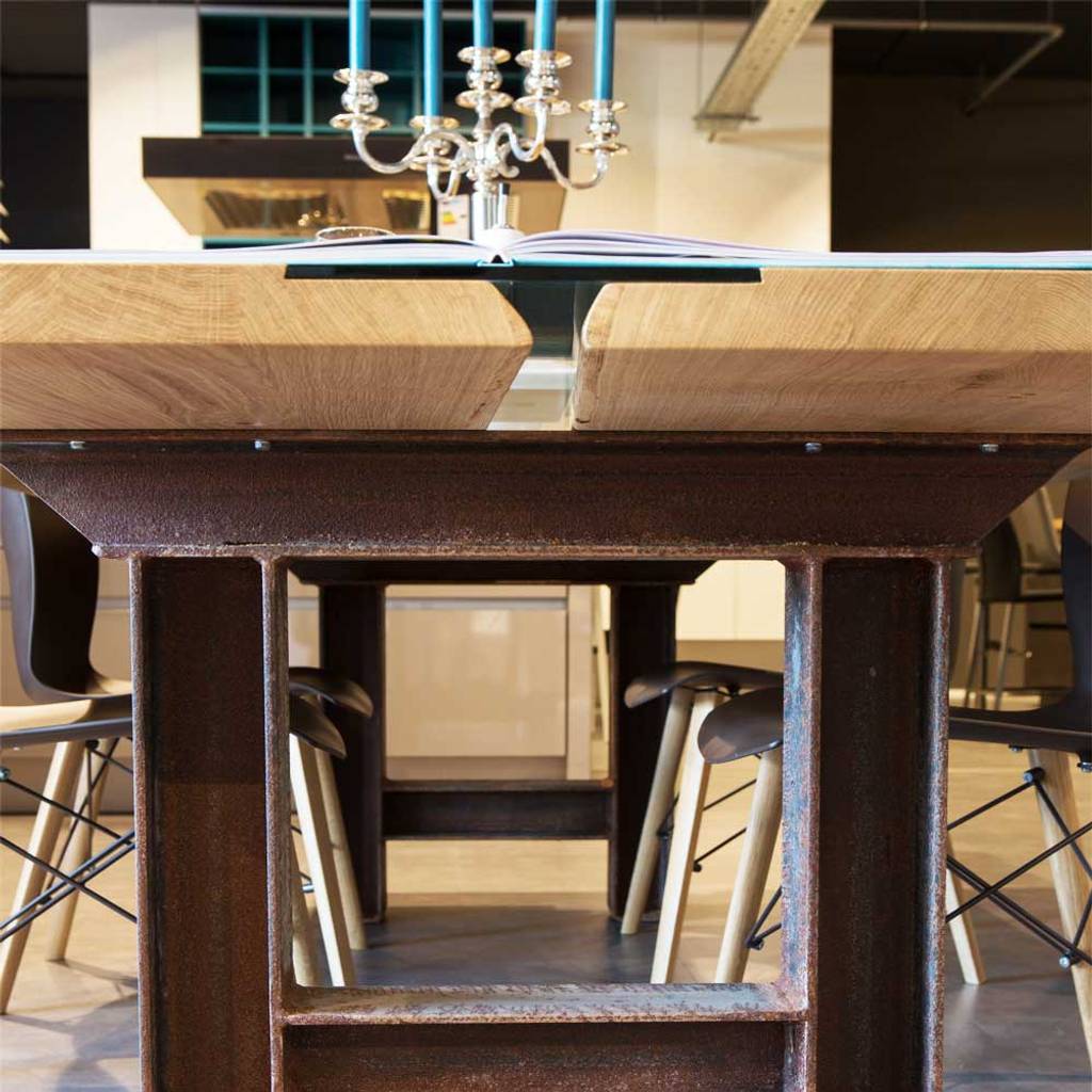 Esstisch Marit Aus Echtem Holz Mit Stahl Und Glas Modern Von Holzgespur Modern Homify