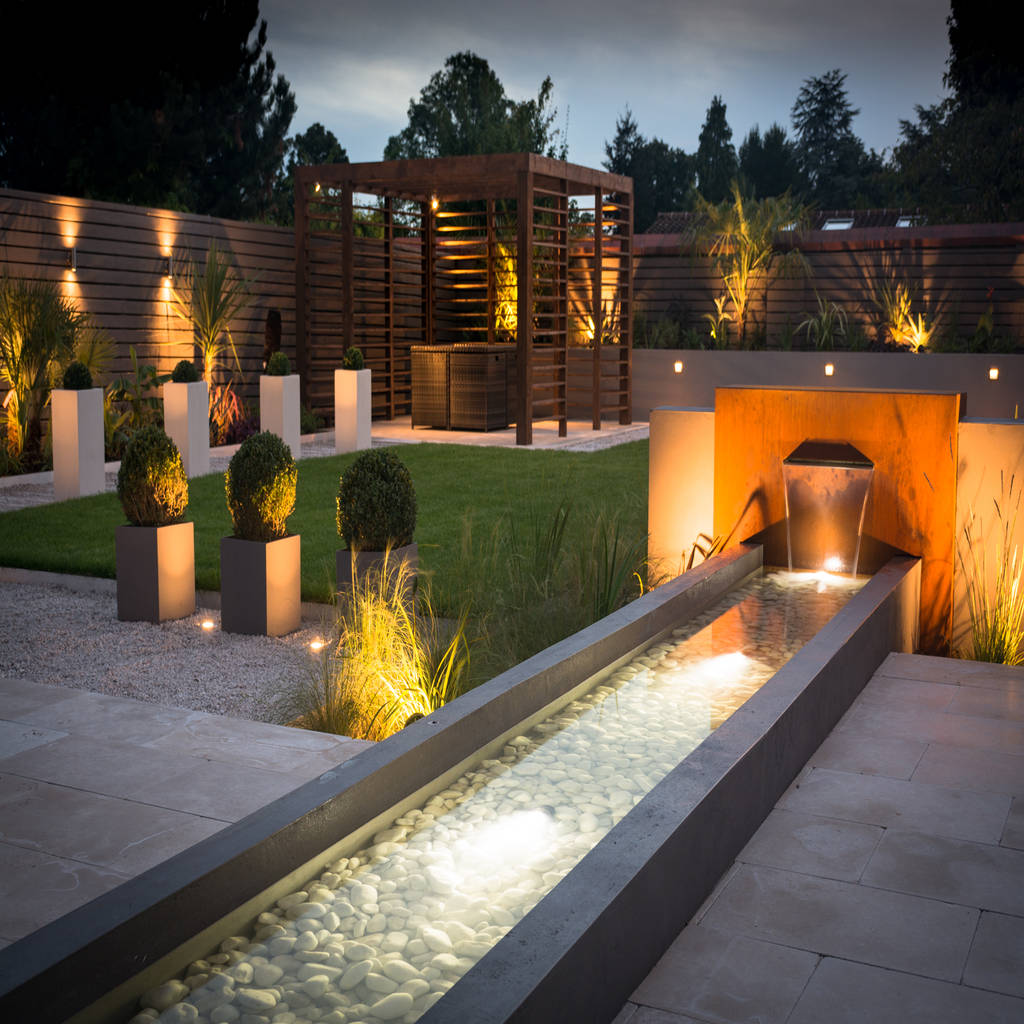 A contemporary industrial garden robert hughes garden design