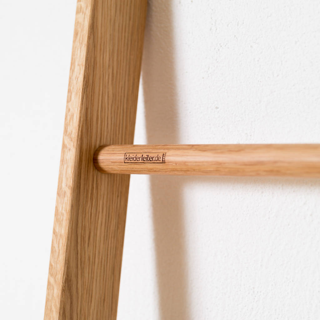 Kleiderleiter Fur Mehr Ordnung Im Schlafzimmer Von Kleiderleiter De Klassisch Holz Holznachbildung Homify