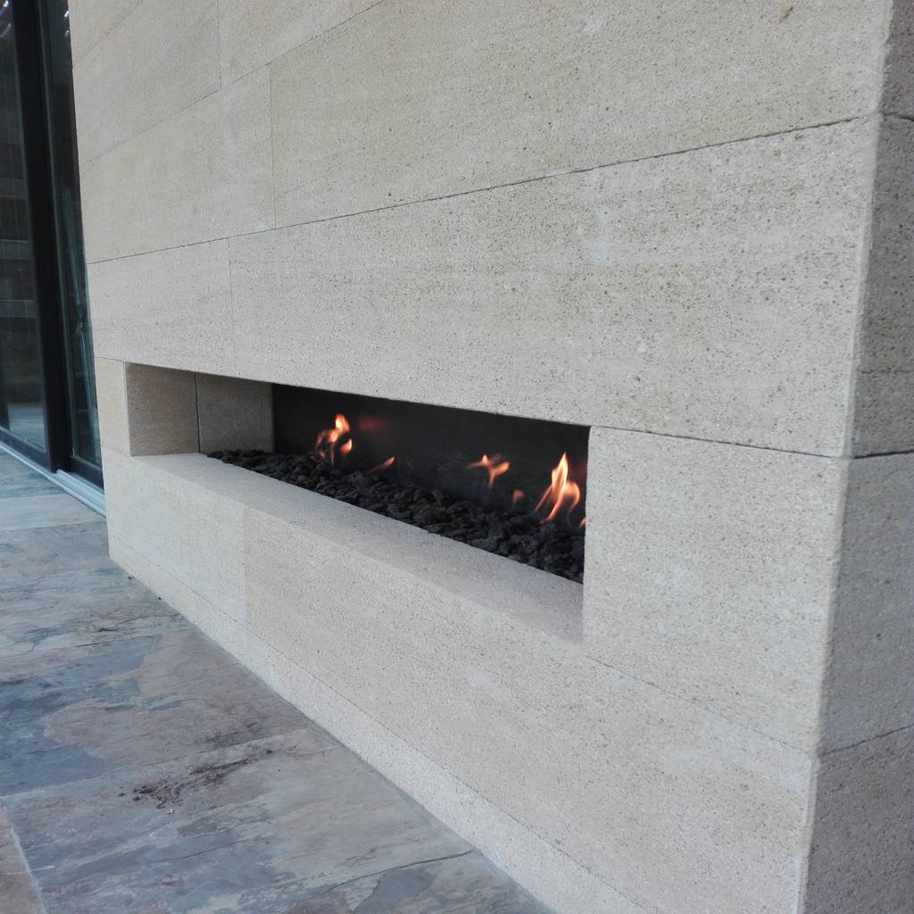 Chimenea gas exterior de gesa calefaccion y chimeneas minimalista | homify