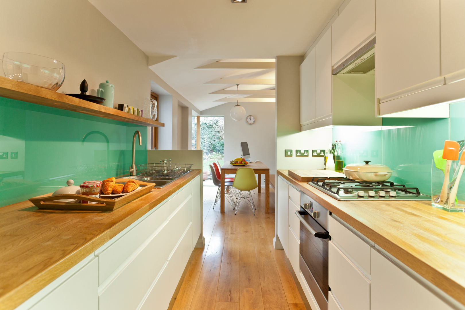17 borderline genius tricks to speed clean your home | homify