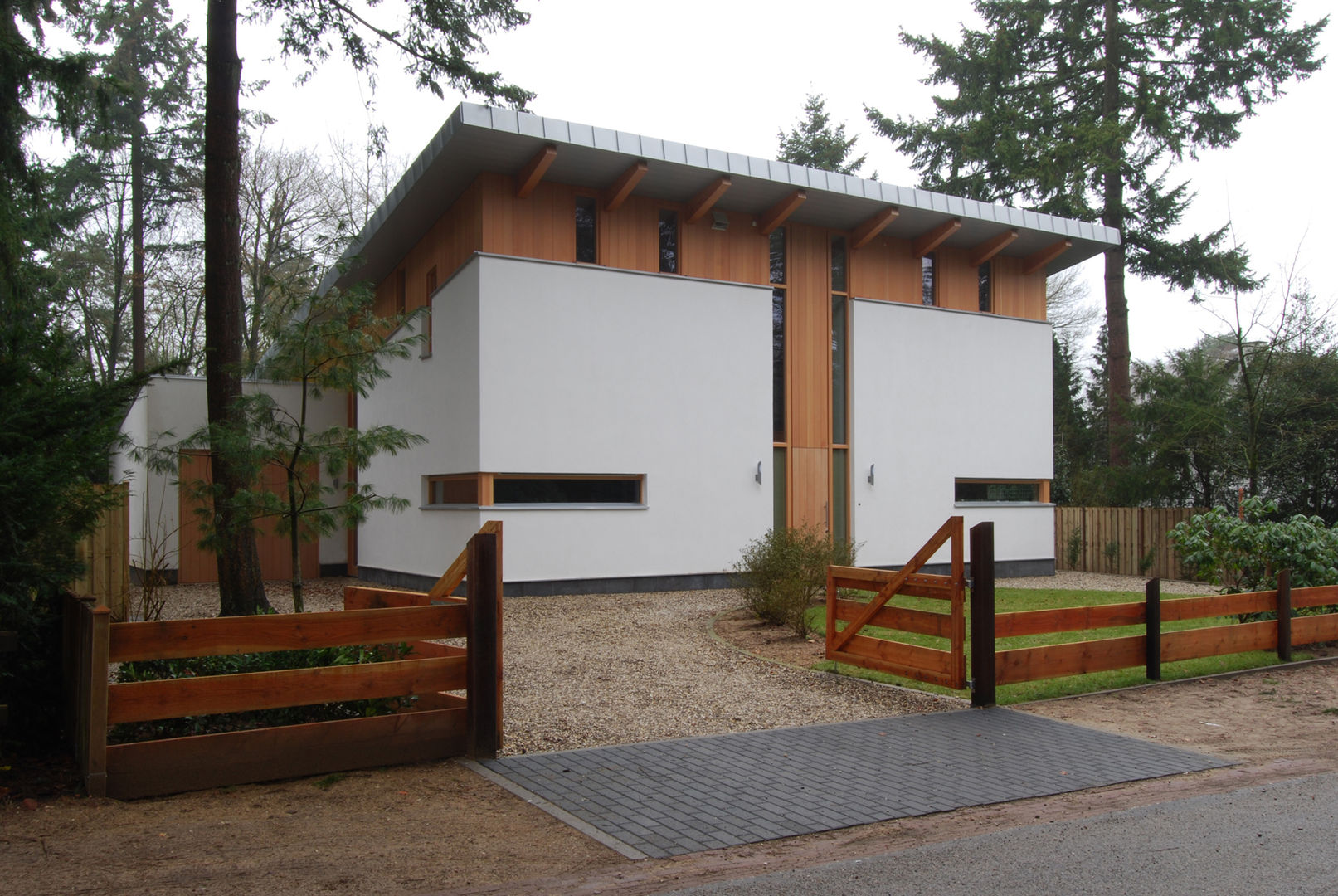 A Stately Eco-Friendly Country House | homify - Environmentally Friendly Country Homes
