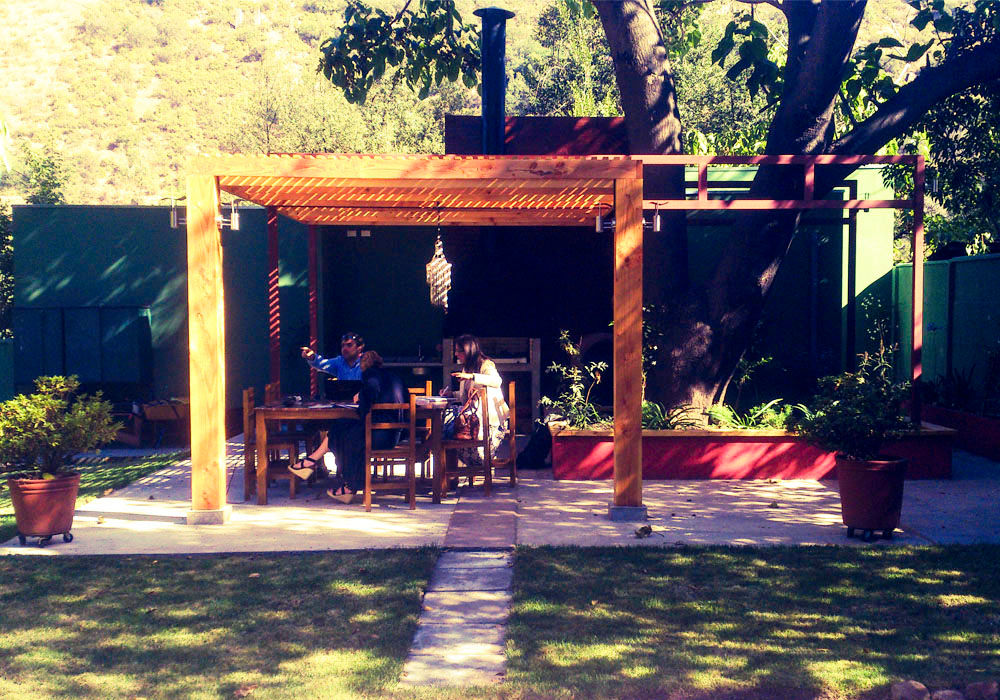 Un quincho -literalmente- inmerso en la naturaleza | homify