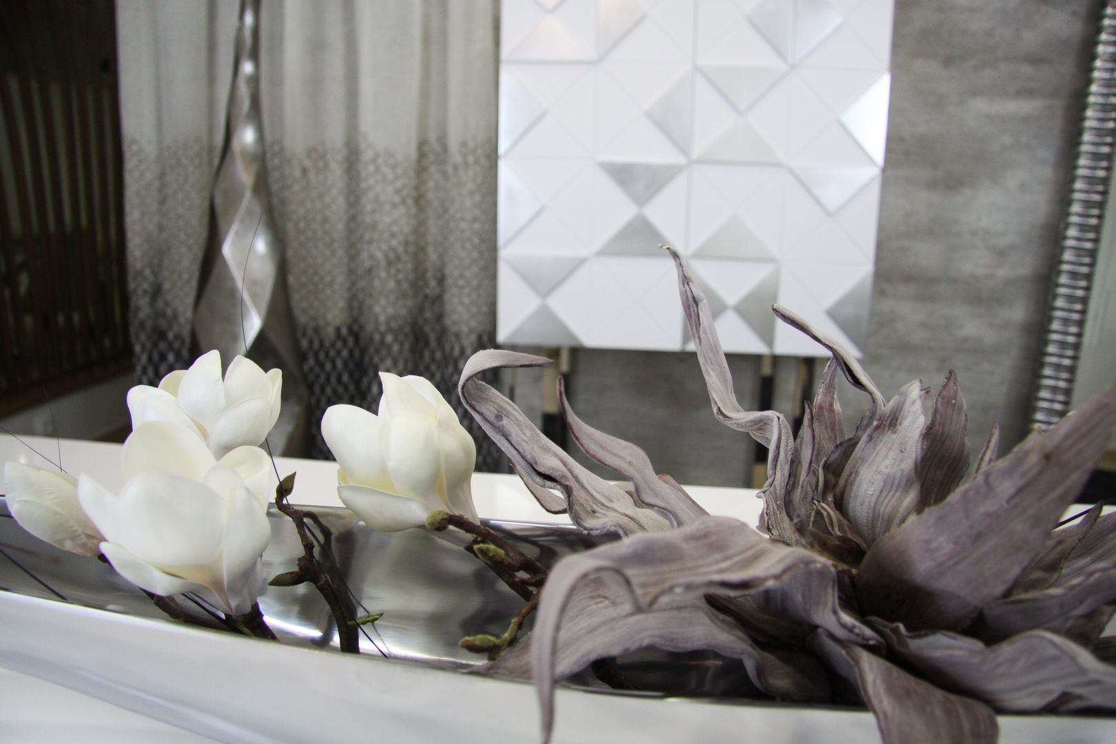 Beleza em tons de cinzento - uma sala onde apenas o tom é simples | homify