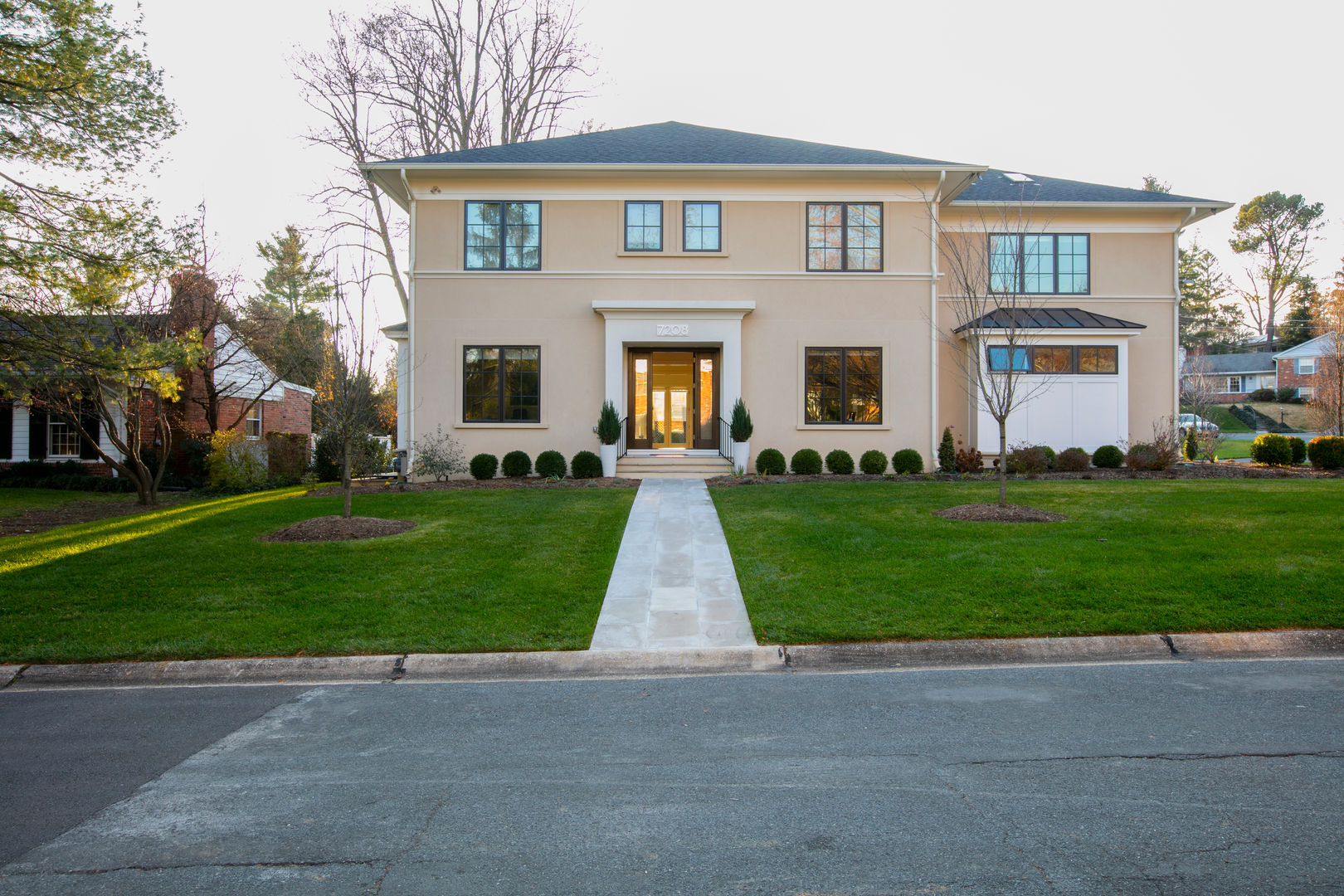 Bright Modern Home Offers Spacious Comfort In Appealing Style Homify Bright Modern Home Offers Spacious Comfort In Appealing Style Homify
