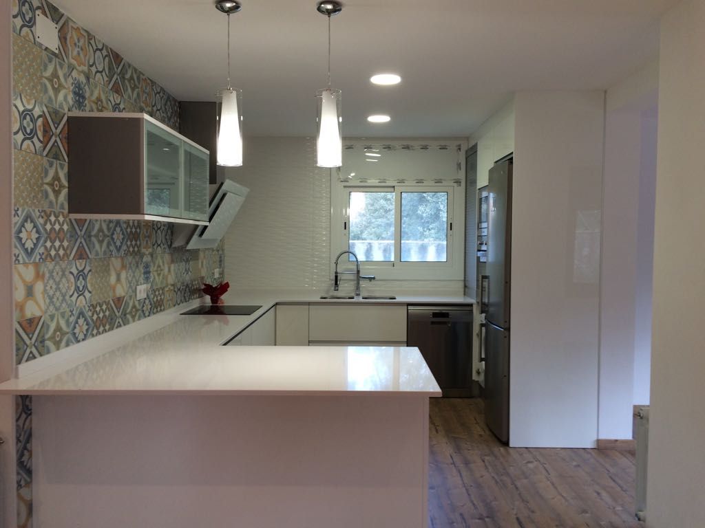 El proyecto de reforma de una cocina y un baño en Barcelona | homify