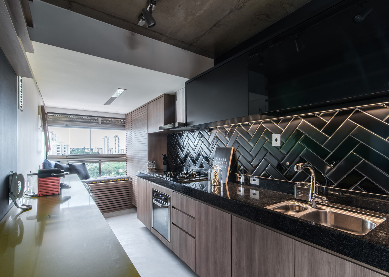 Esse apartamento em estilo industrial vai inspirar você para decorar ...