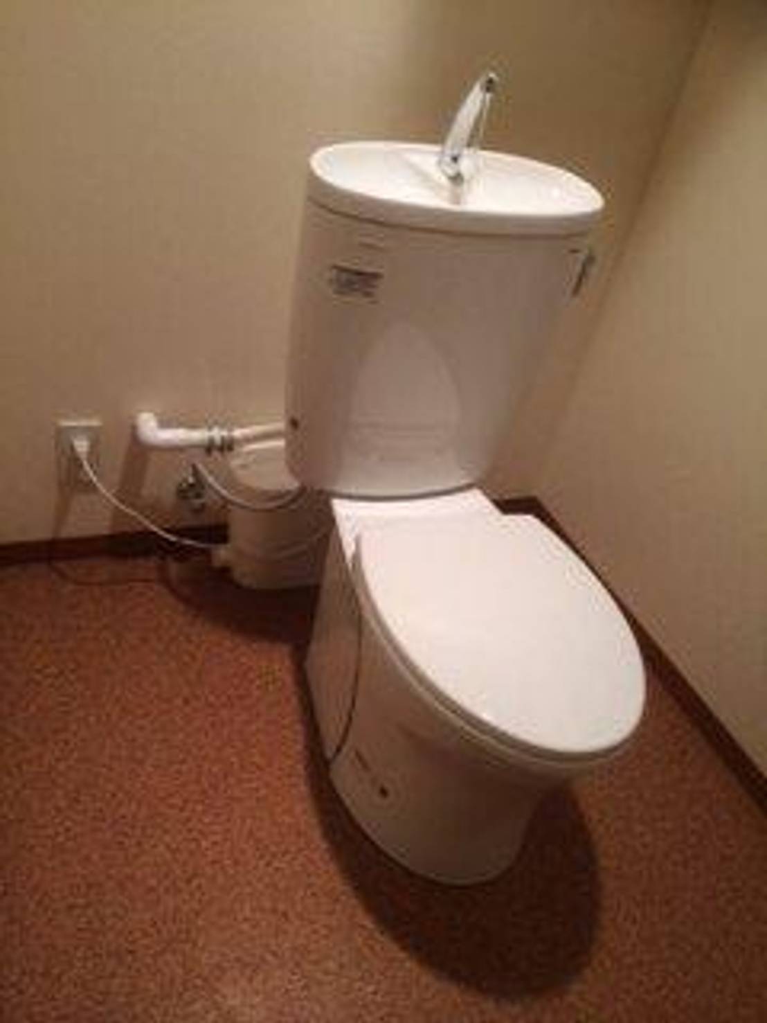 トイレ増設 超かんたんｓｆａポンプ homify