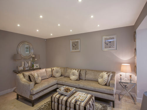 Colour Decorating With Beige, What Colour Goes With A Mink Sofa