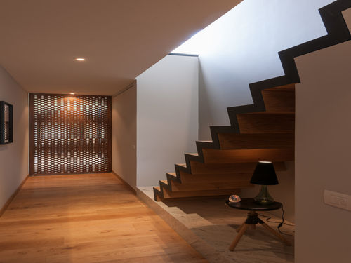 Folding steps outlet for house