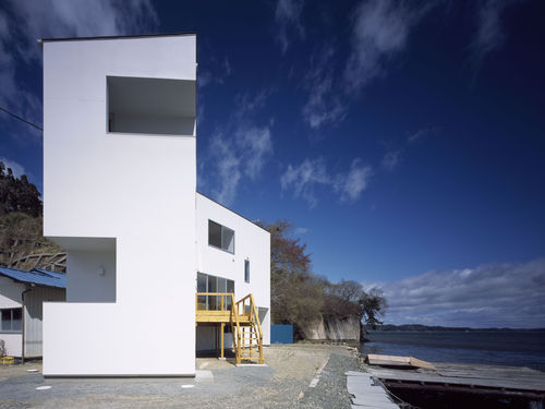 青い空と 青い海を眺める暮らし 海辺の家5軒 Homify
