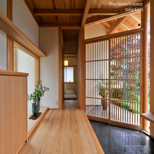 魅力の homify 360°:滲み出る和の美しさ。数寄屋造りの住宅 homify | 語学・辞書・学習参考書