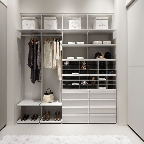 クローゼットを工夫して使いやすい収納を Homify クローゼットを工夫して使いやすい収納を Homify