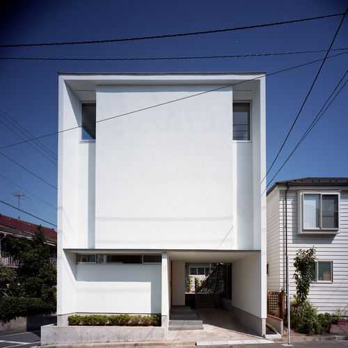高低差のある土地に建つスキップテラスの家 Homify