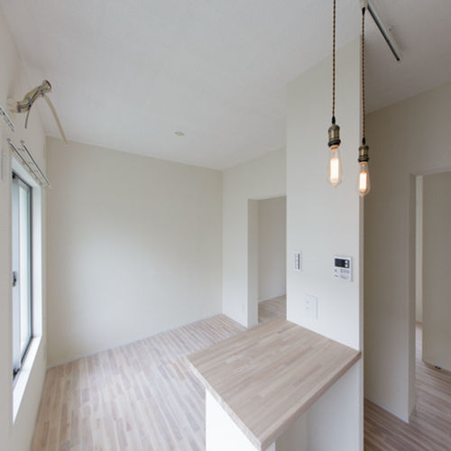 年以上空き家だった家が洋風モダンで可愛い家に大変身 Homify 年以上空き家だった家が洋風モダンで可愛い家に大変身 Homify