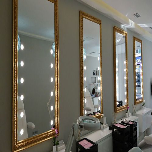Specchi per bagno con luci integrate: Unica by Cantoni