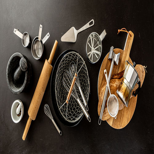 Tips for Matching Your Interior When Picking Kitchenware