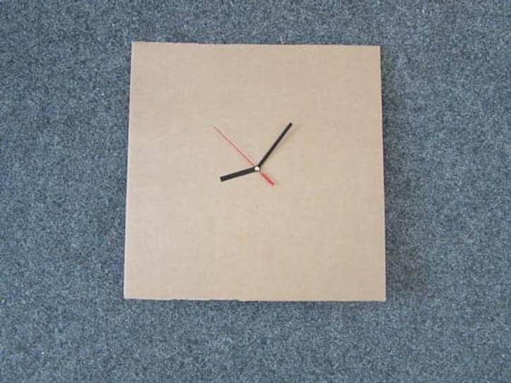 Como fazer um relógio de papel 