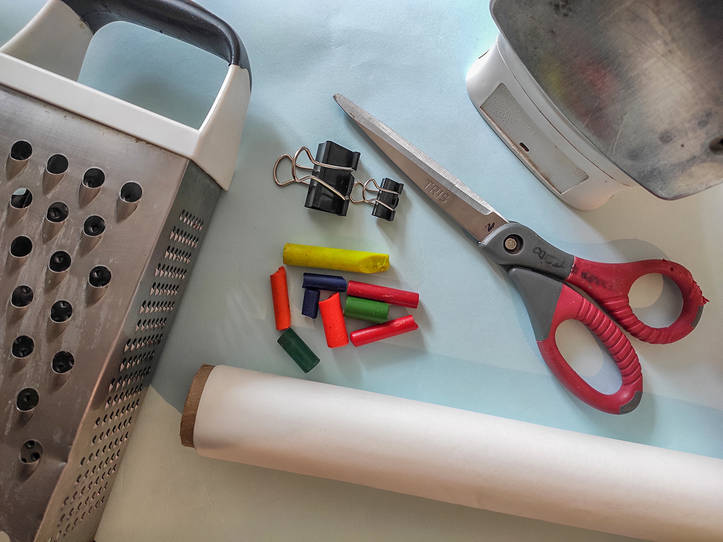  DIY Manualidades infantiles  Cómo hacer arte con crayones derretidos