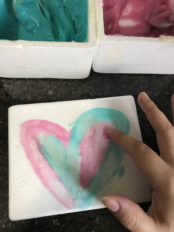 Como hacer pintura casera (no tóxica) para niños DYI Manualidades Fáciles 
