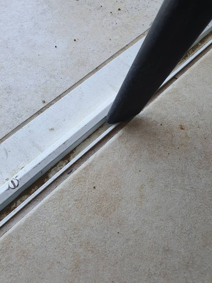 Tsunami Garage Door Threshold Seal Canada Dandk Organizer