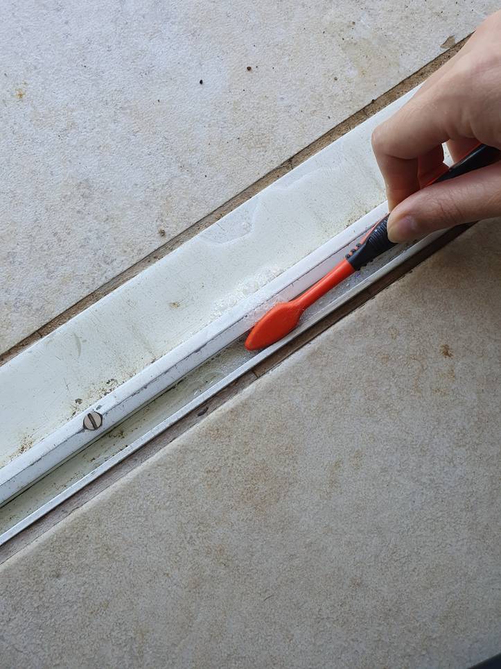How to Clean Sliding Door Tracks (Step by Step Guide) - Queen of