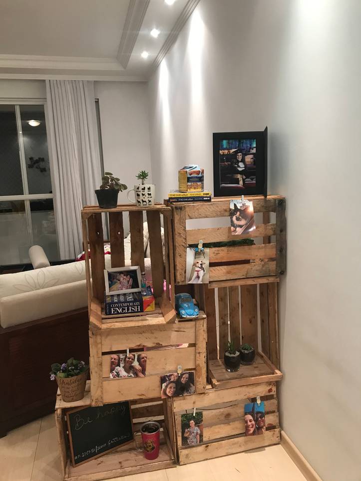 Crate room deals divider