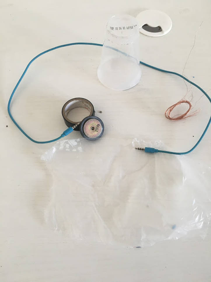 Easy outlet diy speaker