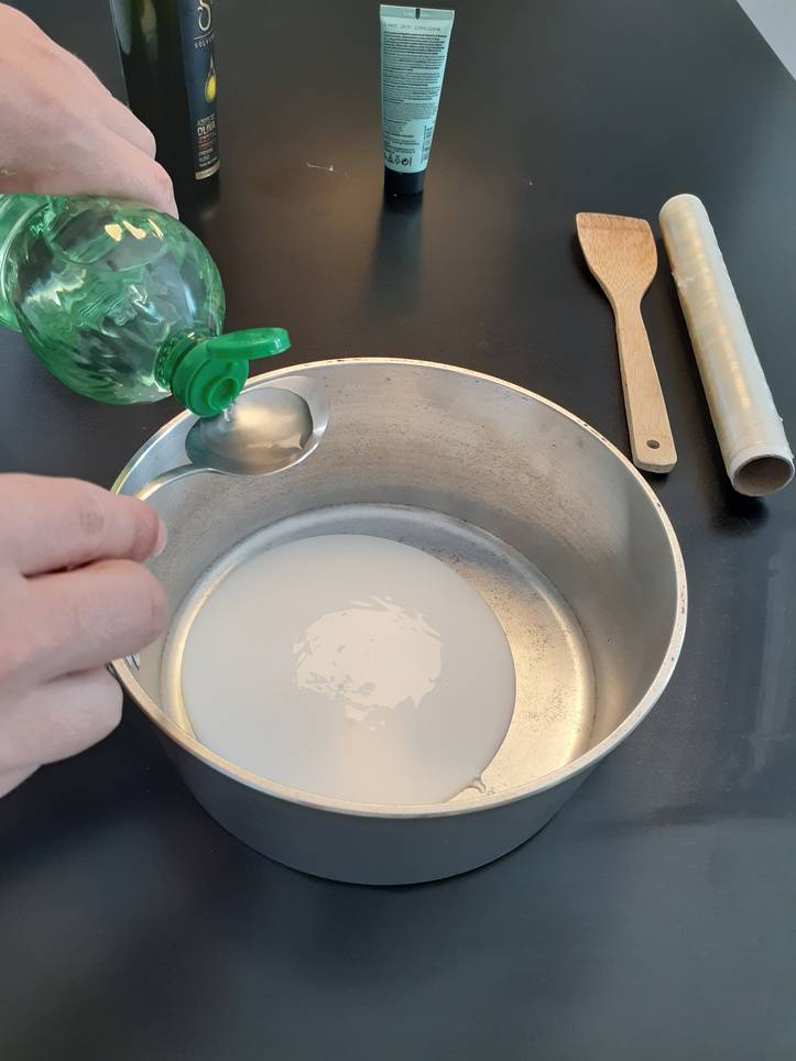 Cómo hacer herramientas caseras para porcelana fria 