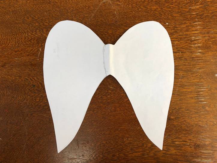 Image result for angel wings from paper plates  Como fazer asas,  Artesanatos de halloween, Tutorial dia das bruxas