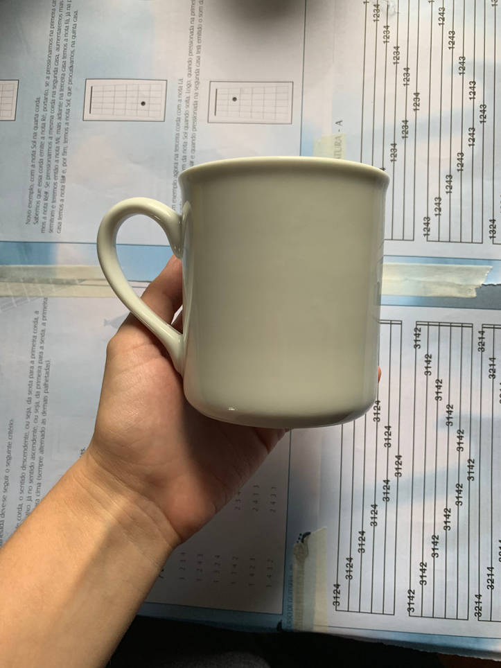 Cómo pintar y personalizar una taza