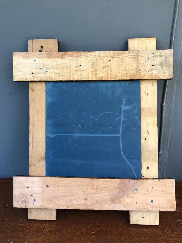 Easy To Make Mirror Stand Out Of Pallet Wood (DIY Easel) 