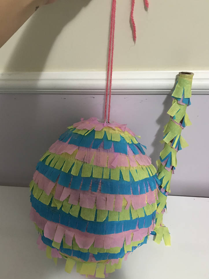 Cómo hacer una piñata para la fiesta de cumpleaños de los niños
