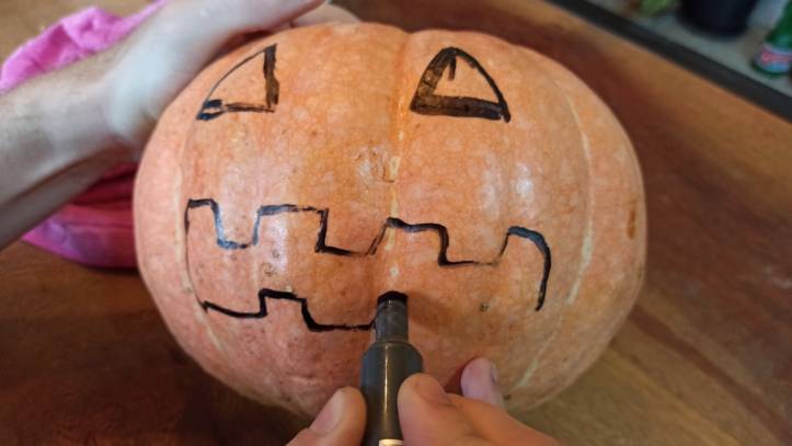 Cómo Hacer una Calabaza Tallada para Halloween ¡en 7 Pasos! | homify