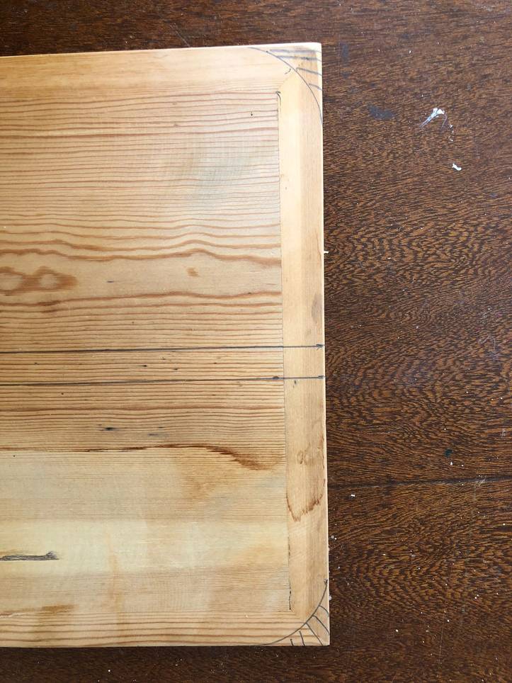 Tutorial para hacer una tabla de cortar DIY con madera